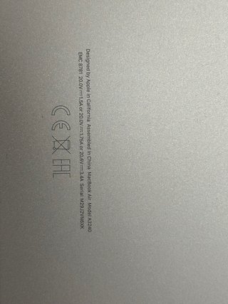MacBook Air M2 2025 Plata
