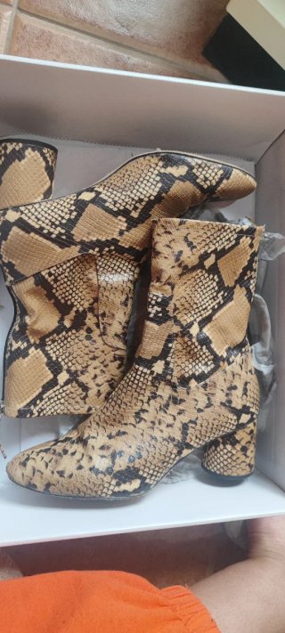 Botines Zara Estampado Animal Tacón