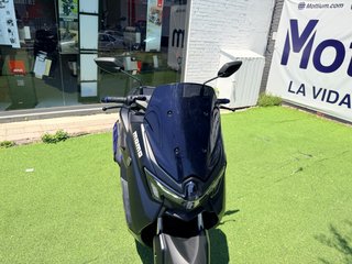 YAMAHA NMAX
