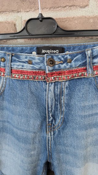 Jeans Desigual Azules Parches y Tachuelas Talla 38