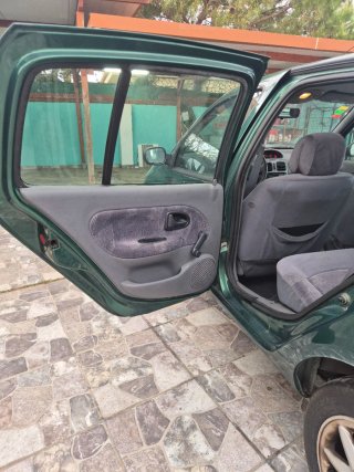 Renault Clio 2002