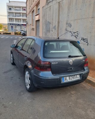 Volkswagen Golf 2000