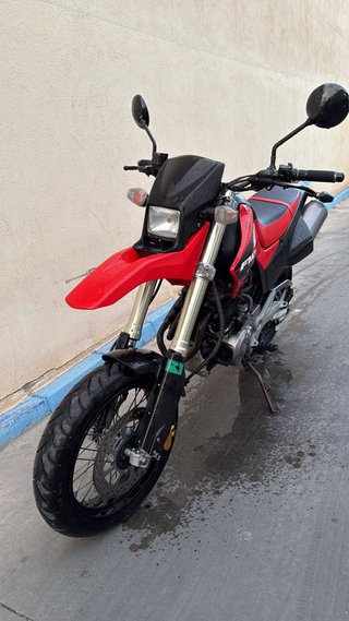 Honda FMX 650 Supermoto