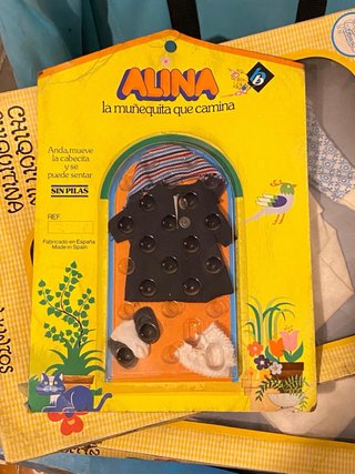 Muñeca Alina la muñequita que camina