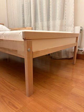 Cama infantil de madera