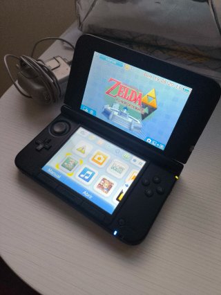 Nintendo 3DS XL Blu + 5 giochi + custodia