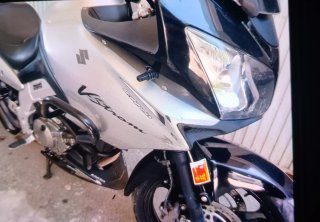 Suzuki V-Strom Adventure Moto