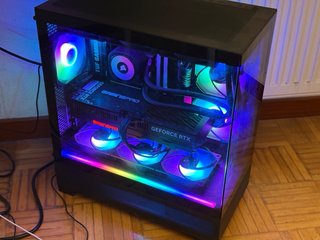 RTX 5080 + Ryzen 7 9800X3D + 32GB DDR5 Gaming PC