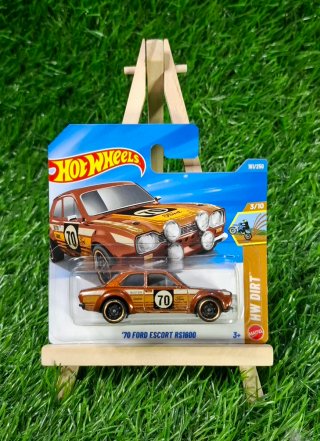 Hot Wheels 70 Ford Escort RS1600 HW Dirt