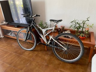 Bicicleta de Montaña Full Suspension