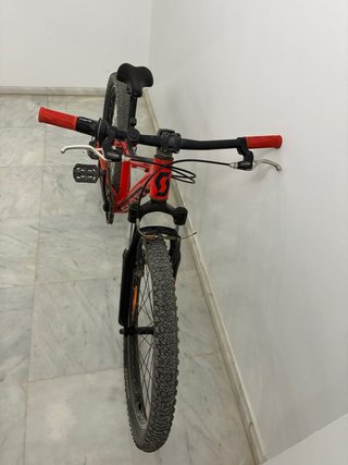 Bicicleta SCOTT SCALE Roja niños/as rueda 24