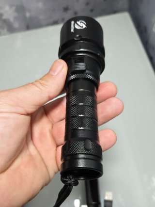 Linterna de buceo Shustar 1000lm mas batería y car