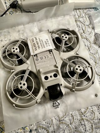 DJI Neo Fly More Combo + Mando + Pack baterias