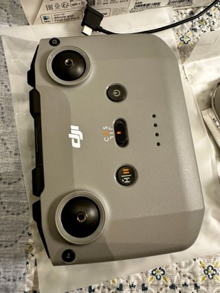 DJI Neo Fly More Combo + Mando + Pack baterias