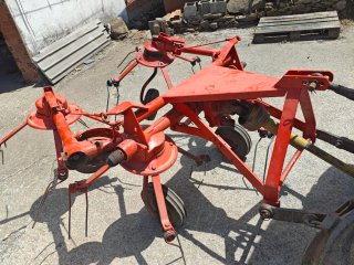 Henificador Kuhn