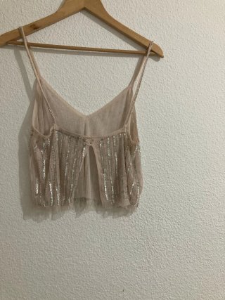Top Beige y Plateado con Lentejuelas