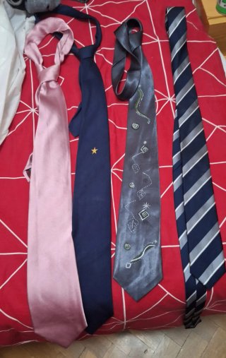 Traje de hombre azul. Ideal para trabajo diario.