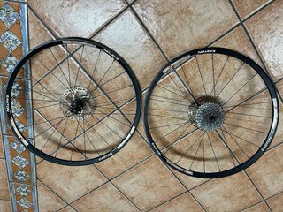 Pareja Ruedas Easton 26 Disco