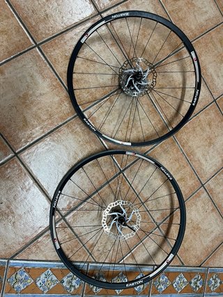 Pareja Ruedas Easton 26 Disco