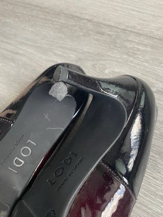 Zapatos Lodi Vino Acharolados talla 39