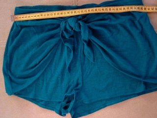 Pantalón corto talla L