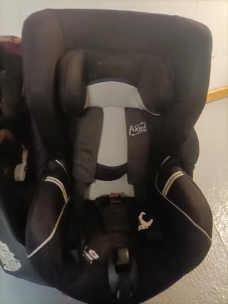 Silla de coche giratoria.