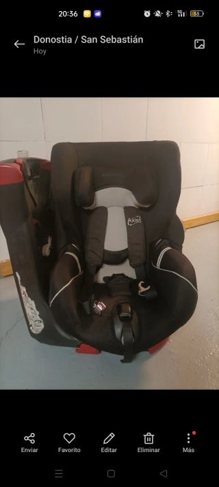 Silla de coche giratoria.
