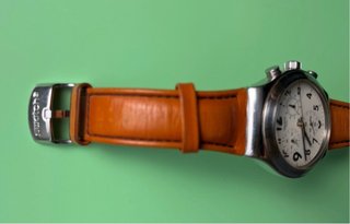 Reloj Swatch Cuero Blanco Naranja