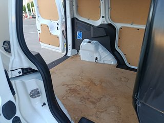 Ford E-Transit Courier