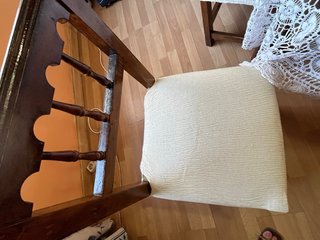 Mesa redonda madera con 4 sillas