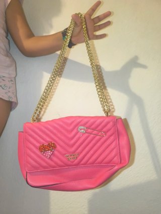 Bolso Rosa Victoria's Secret con Cadena Dorada