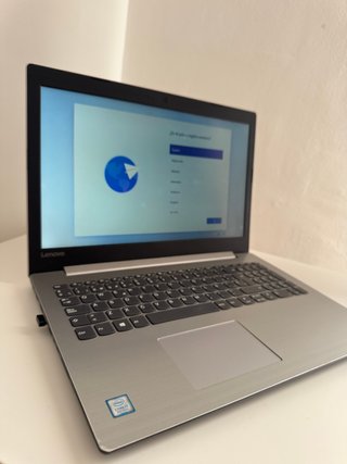 Lenovo IdeaPad i7 + Accesorios