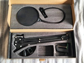 Kit Streaming Micrófono RØDE NT-USB MINI + YOTTO