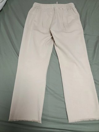 Pantalón ancho Mango beige