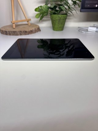 iPad Air 2 64GB Gris/Plata + Funda y Cargador