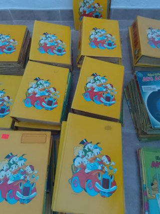 COLECCIÓN DE TEBEOS WALT DISNEY "AKU ANKKA"