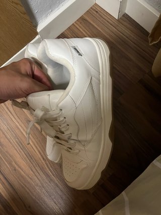 Zapatos blancos