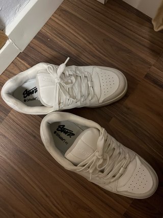 Zapatos blancos