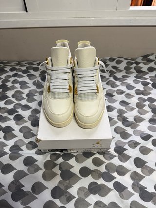 Air Jordan 4 Retro Metallic Gold