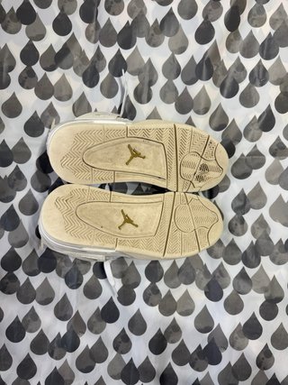 Air Jordan 4 Retro Metallic Gold