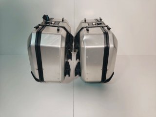 Maletas Shad Terra 37 - laterales moto baules