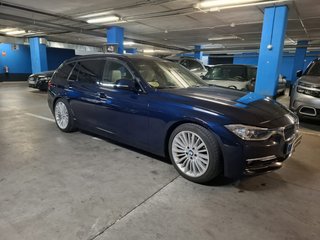 BMW 330D AUTO TOURING 258cv