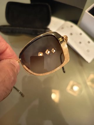 Gafas de sol Chanel mujer montura metálica