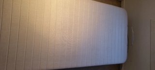 Canapé abatible beige y negro. 190x90cm.