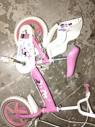 Bicicleta Infantil Disney Minnie Rosa. 12 pulgadas
