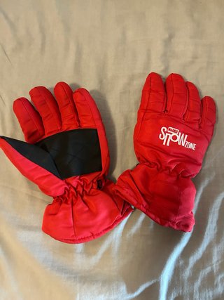 Guantes de invierno rojos