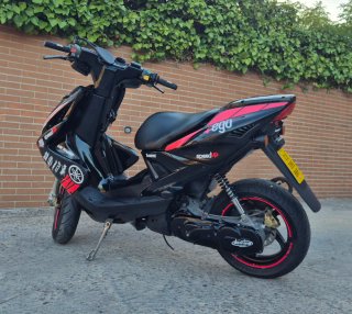 Yamaha Aerox 49cc  2 MOTORES