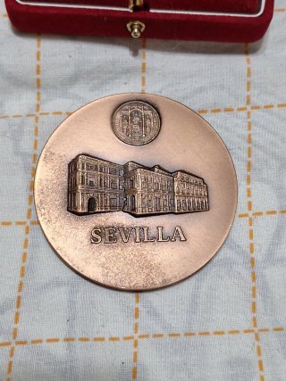 Medalla Nº 8 Casas Consistoriales Sevilla