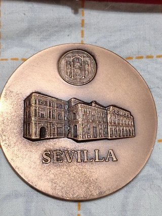 Medalla Nº 8 Casas Consistoriales Sevilla