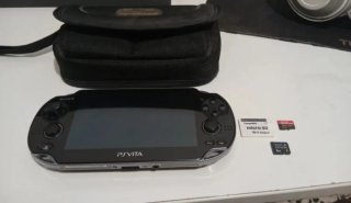 PS Vita Oled +Tarjeta 128 gb + Estuche + cargador